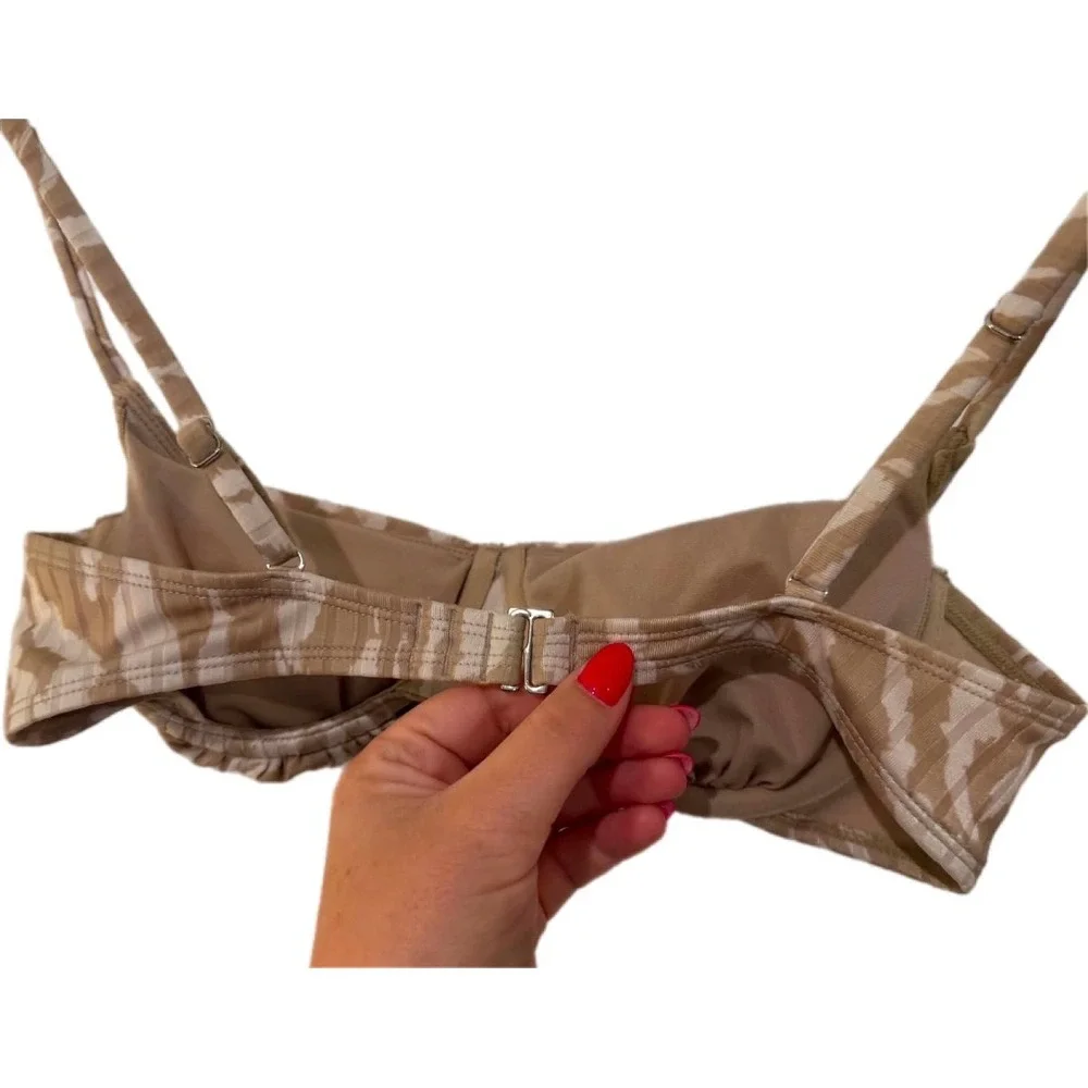 Wild Fable Bikini Top Womens Small Tan Zebra Excellent‎ Ribbed Underwire Swim